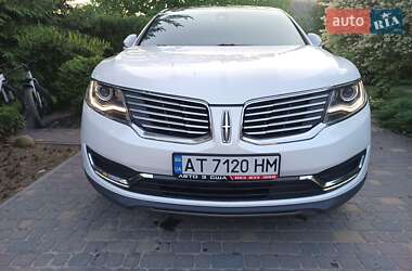 Внедорожник / Кроссовер Lincoln MKX 2015 в 