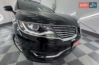 Внедорожник / Кроссовер Lincoln MKX 2015 в 