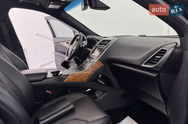 Внедорожник / Кроссовер Lincoln MKX 2015 в 