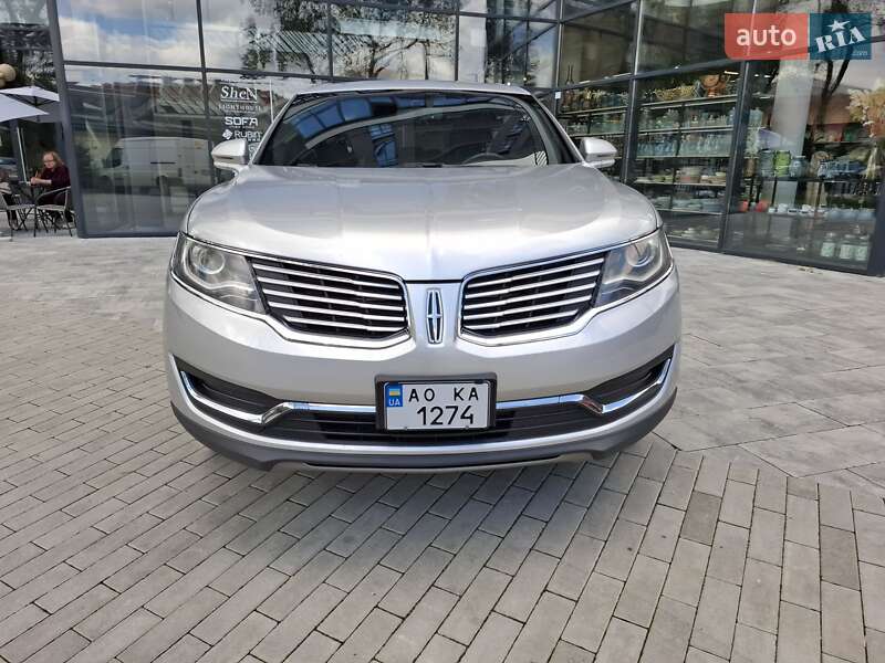 Внедорожник / Кроссовер Lincoln MKX 2017 в Ужгороде