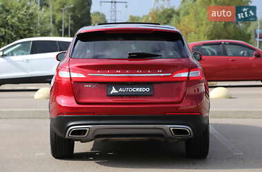 Внедорожник / Кроссовер Lincoln MKX 2015 в 