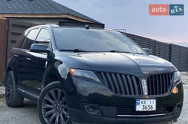 Внедорожник / Кроссовер Lincoln MKX 2011 в 