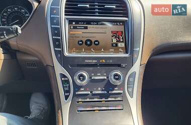 Внедорожник / Кроссовер Lincoln MKX 2018 в 