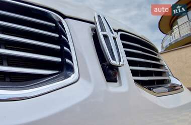 Внедорожник / Кроссовер Lincoln MKX 2018 в 