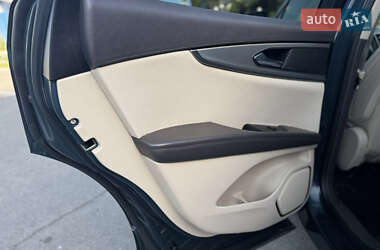 Внедорожник / Кроссовер Lincoln MKX 2015 в 