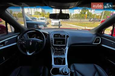 Внедорожник / Кроссовер Lincoln MKX 2016 в 