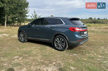 Внедорожник / Кроссовер Lincoln MKX 2015 в 