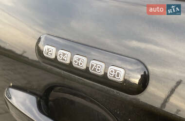 Внедорожник / Кроссовер Lincoln MKX 2011 в 