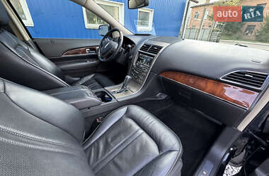 Внедорожник / Кроссовер Lincoln MKX 2012 в 