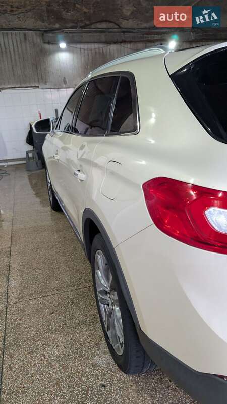 Позашляховик / Кросовер Lincoln MKX 2016 в Сумах