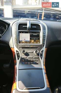Внедорожник / Кроссовер Lincoln MKX 2016 в 