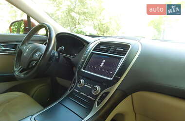 Внедорожник / Кроссовер Lincoln MKX 2016 в 