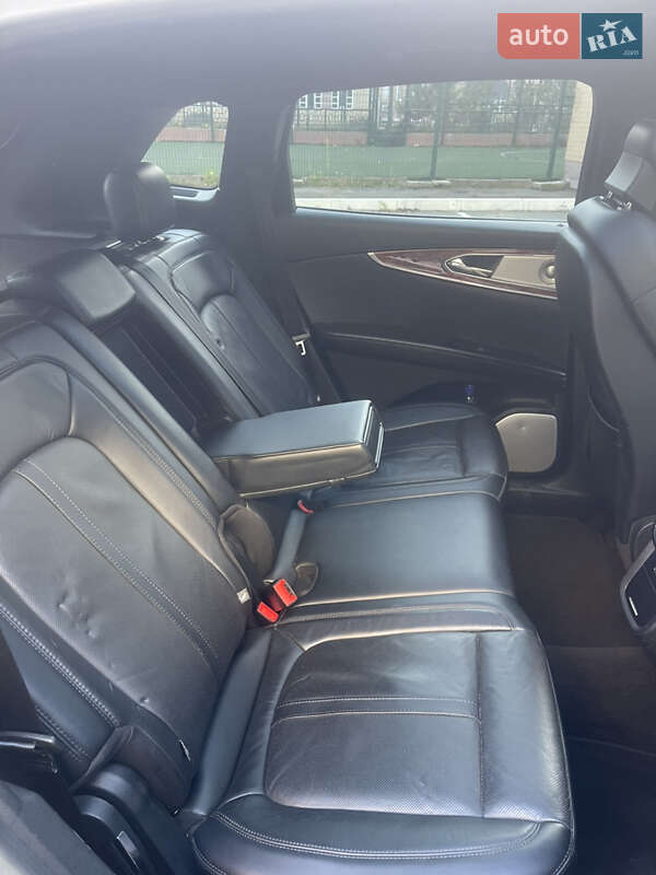Позашляховик / Кросовер Lincoln MKX 2017 в Києві фото 26 Позашляховик / Кросовер Lincoln MKX 2017 в Києві