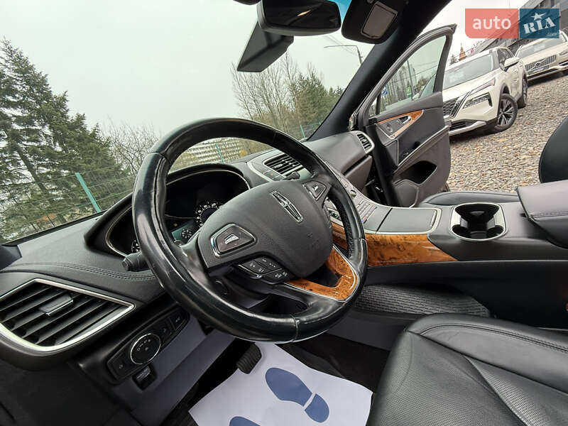 Внедорожник / Кроссовер Lincoln MKX 2015 в Трускавце