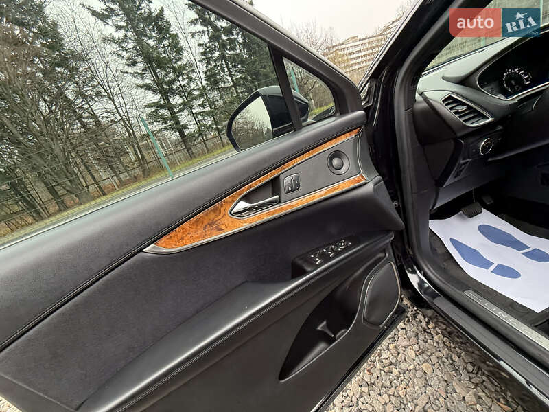 Внедорожник / Кроссовер Lincoln MKX 2015 в Трускавце