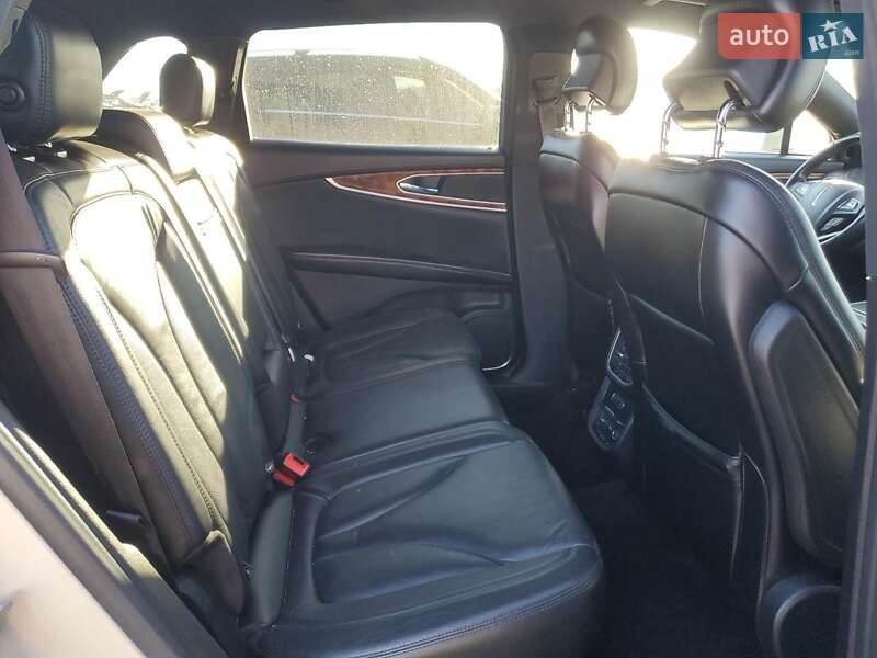 Позашляховик / Кросовер Lincoln MKX 2016 в Львові
