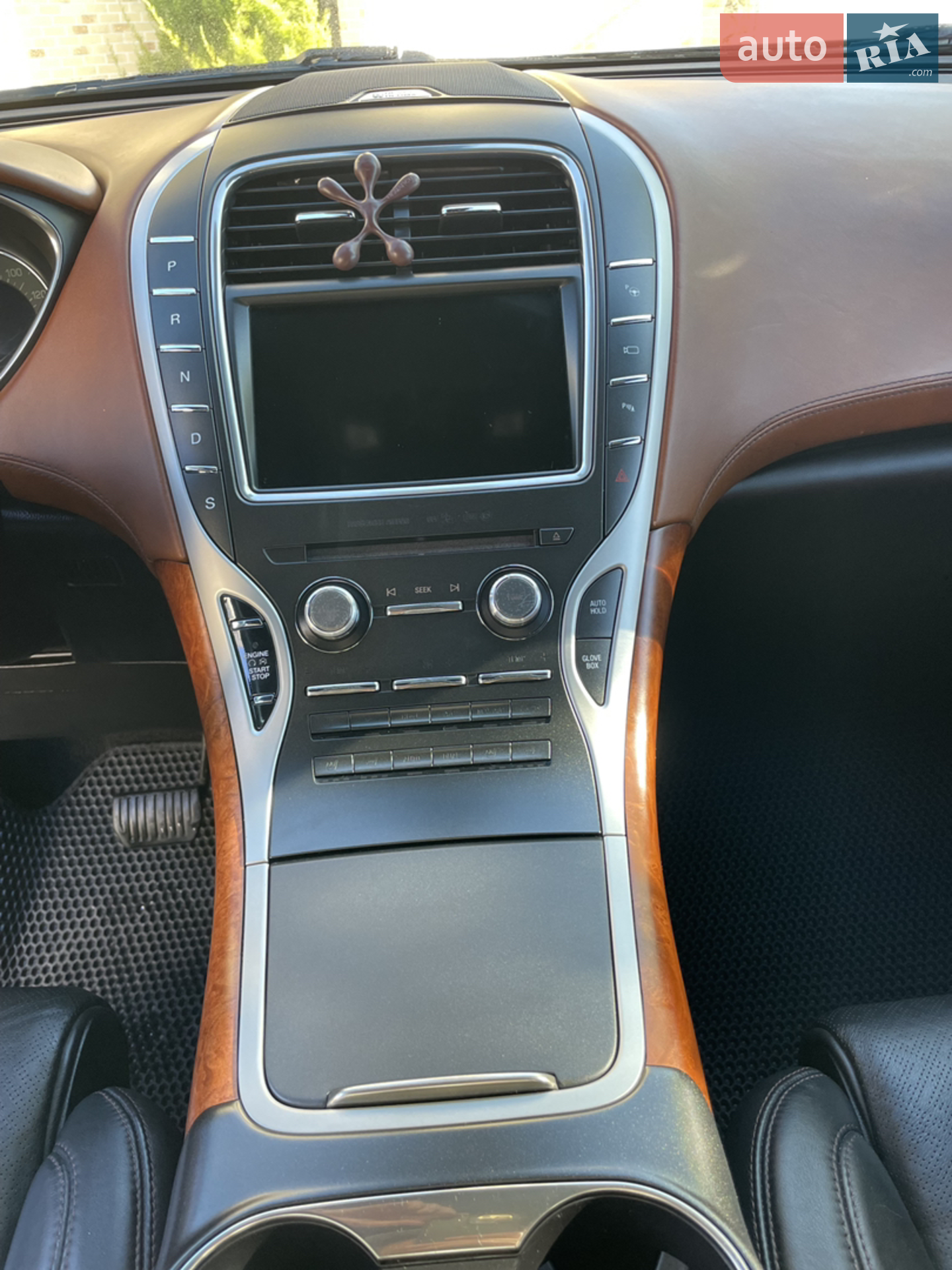 2017 Lincoln MKX - мініатюра 13