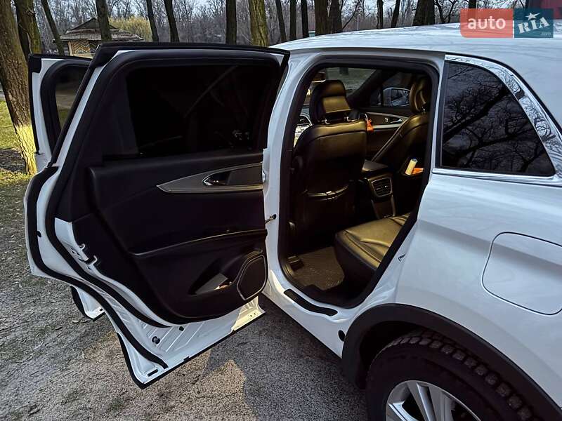 Позашляховик / Кросовер Lincoln MKX 2016 в Києві