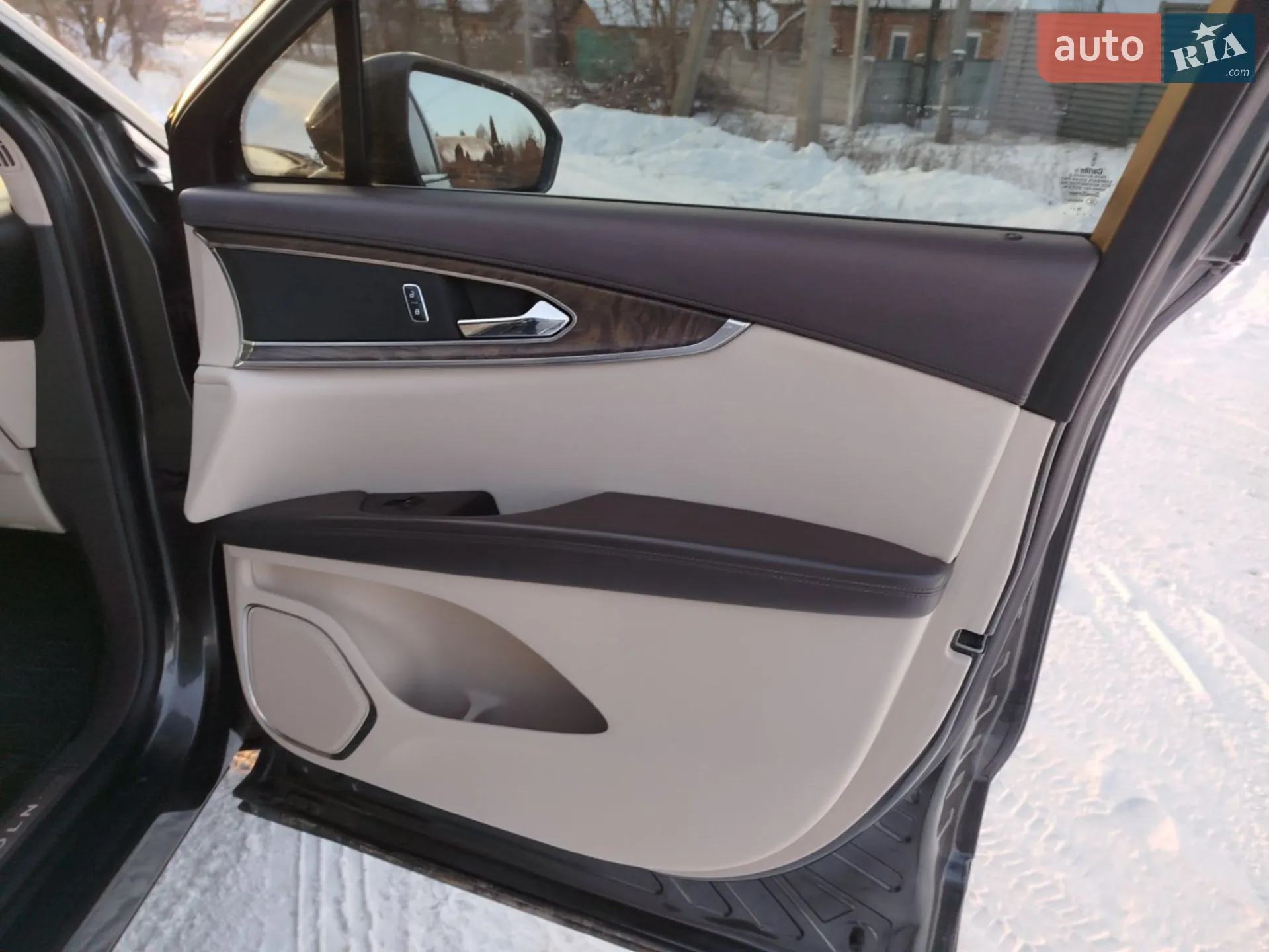 2017 Lincoln MKX - мініатюра 25
