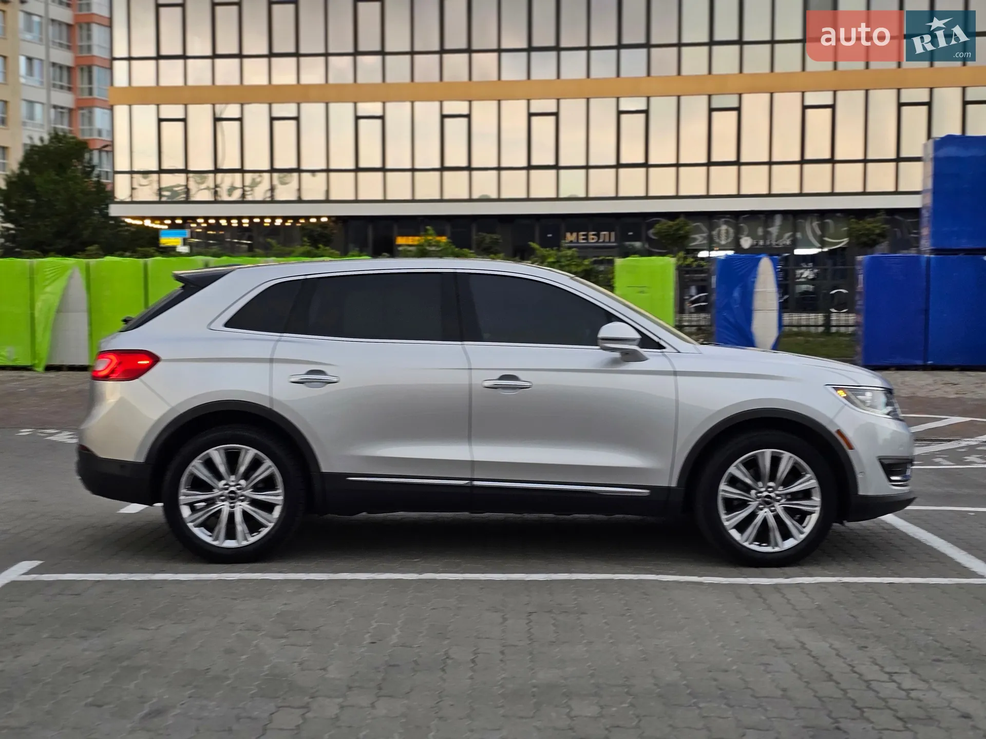 2016 Lincoln MKX - мініатюра 4