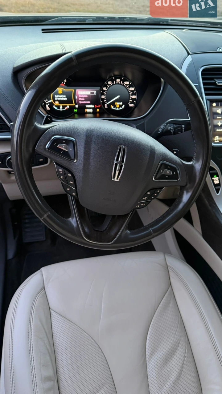 2017 Lincoln MKX - мініатюра 23