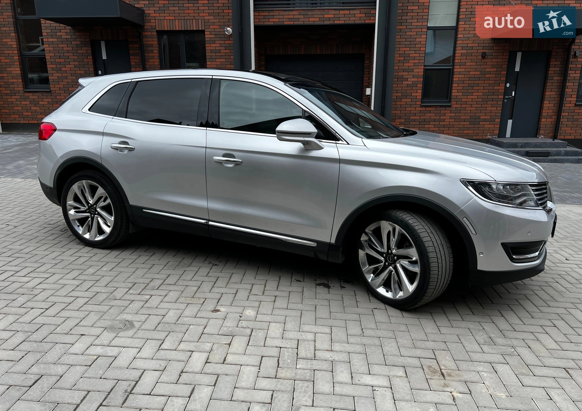 2016 Lincoln MKX - мініатюра 7