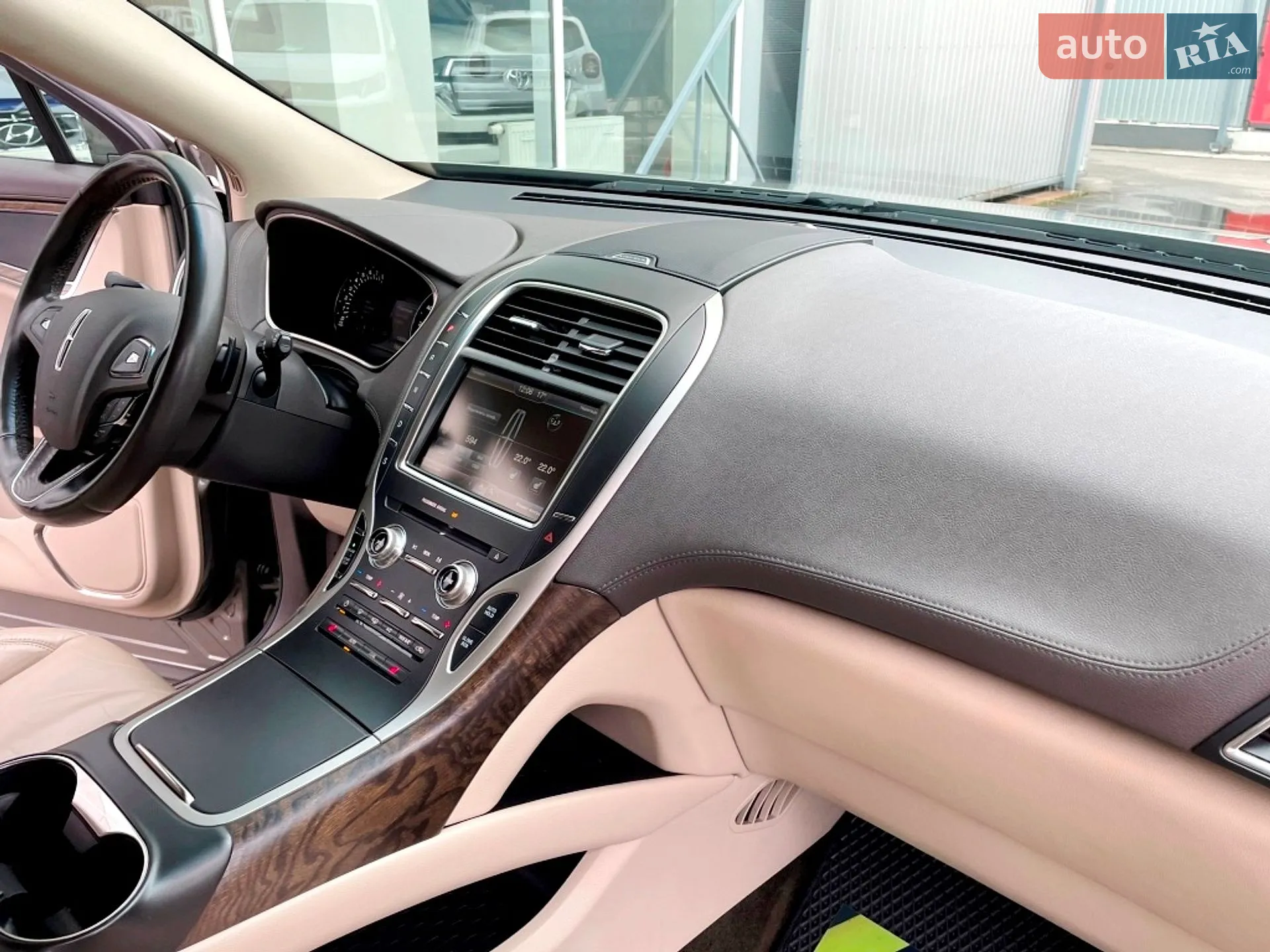 2015 Lincoln MKX - мініатюра 29