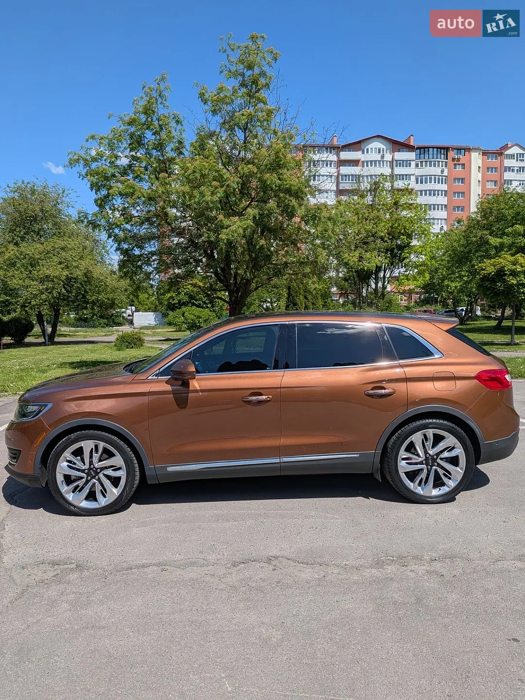 2016 Lincoln MKX - мініатюра 4