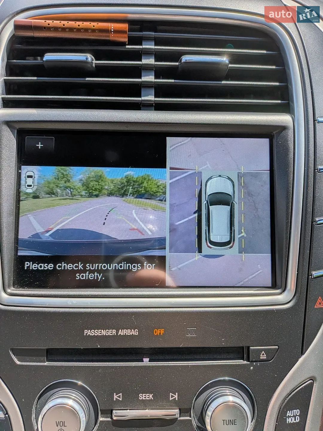 2016 Lincoln MKX - мініатюра 18