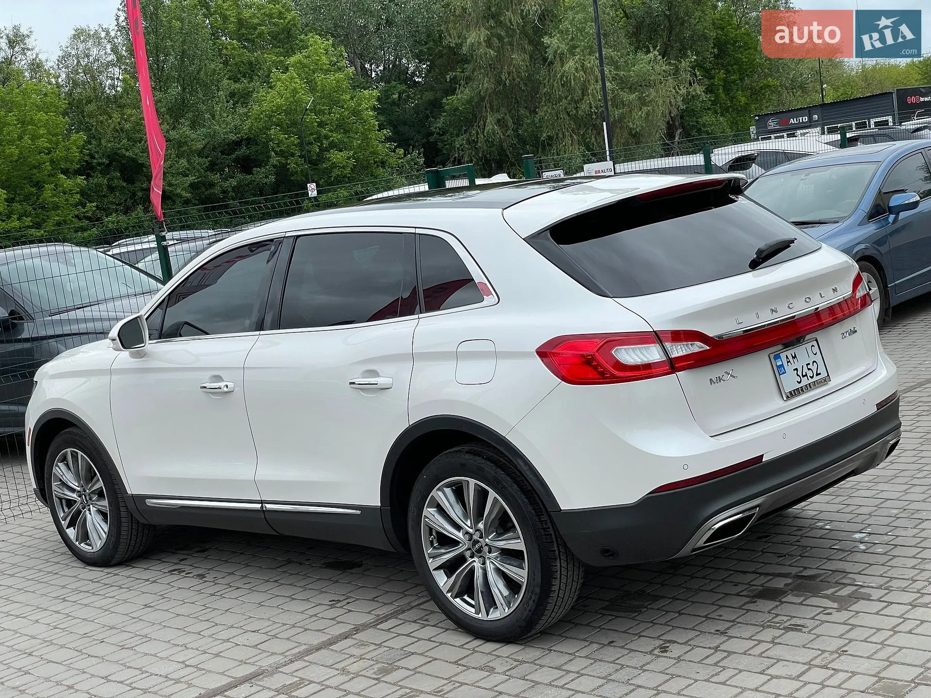 2016 Lincoln MKX - мініатюра 19