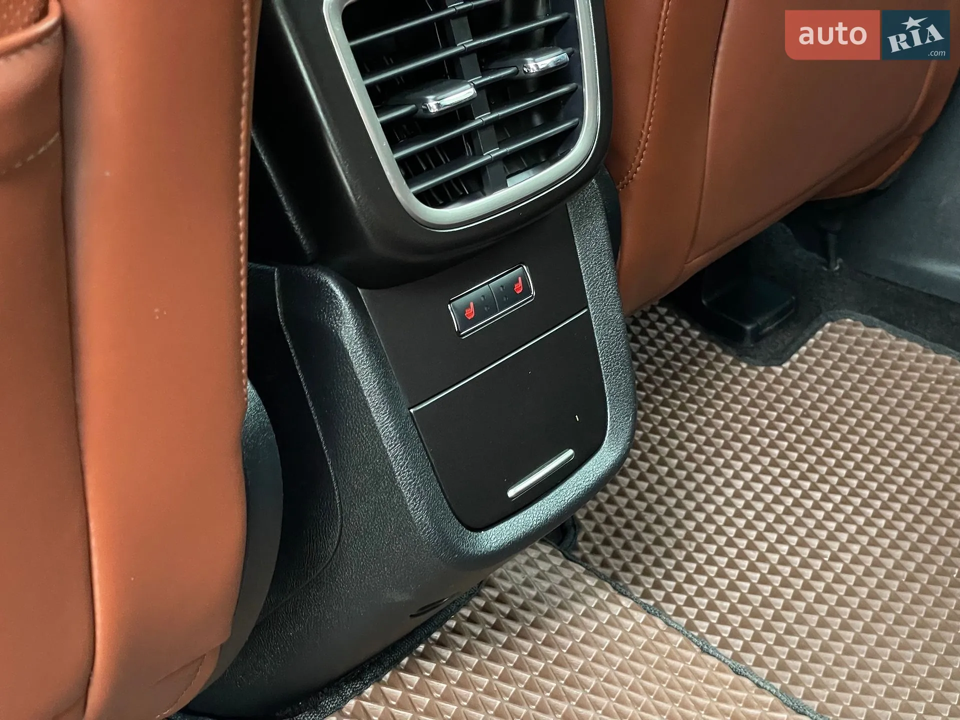 2016 Lincoln MKX - мініатюра 32
