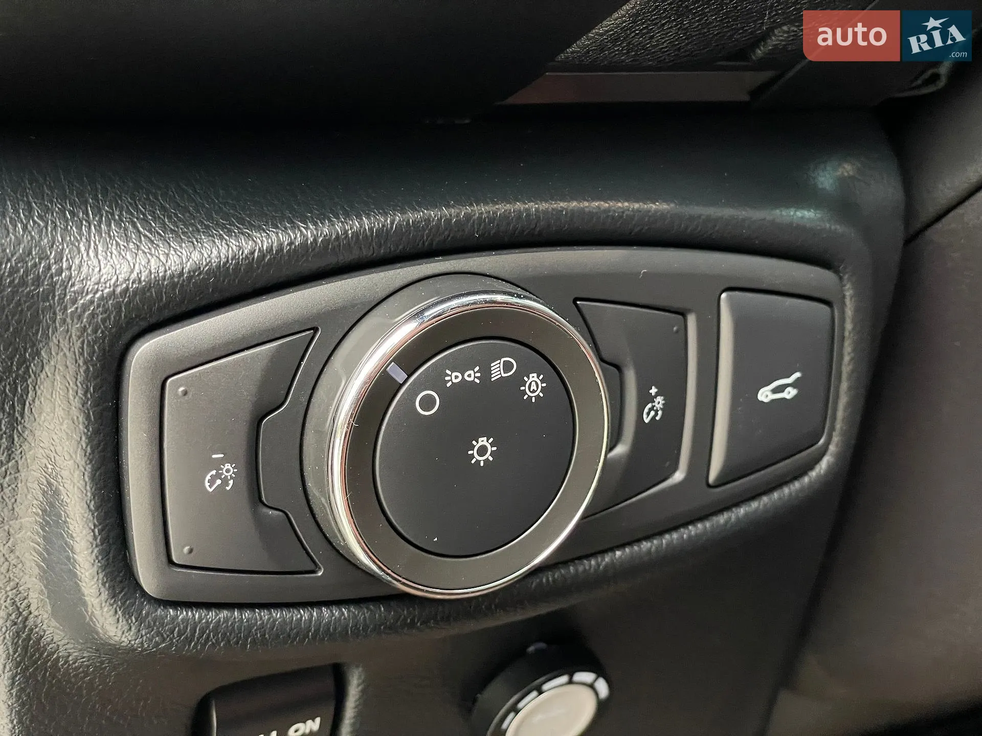 2016 Lincoln MKX - мініатюра 50
