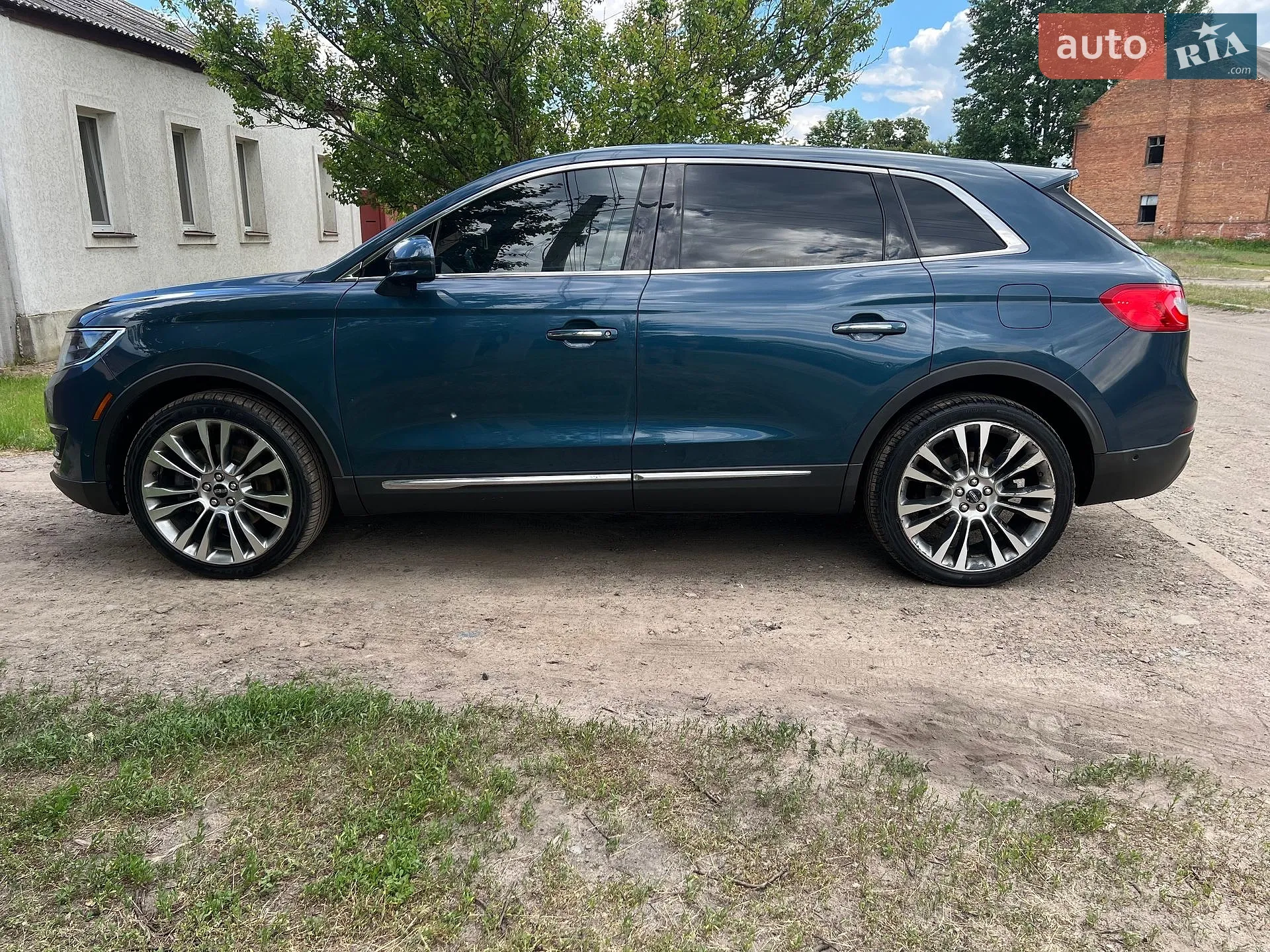 2016 Lincoln MKX - мініатюра 3