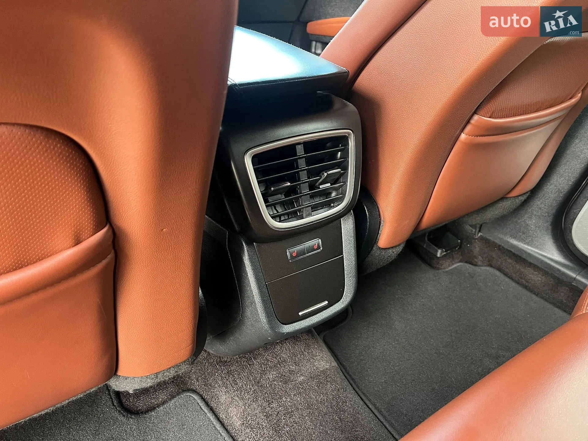 2016 Lincoln MKX - мініатюра 28