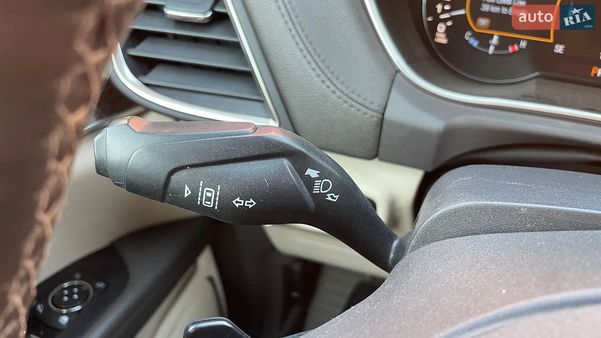 2017 Lincoln MKX - мініатюра 19