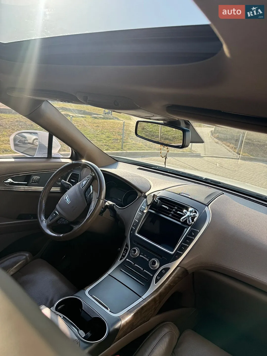 2016 Lincoln MKX - мініатюра 11