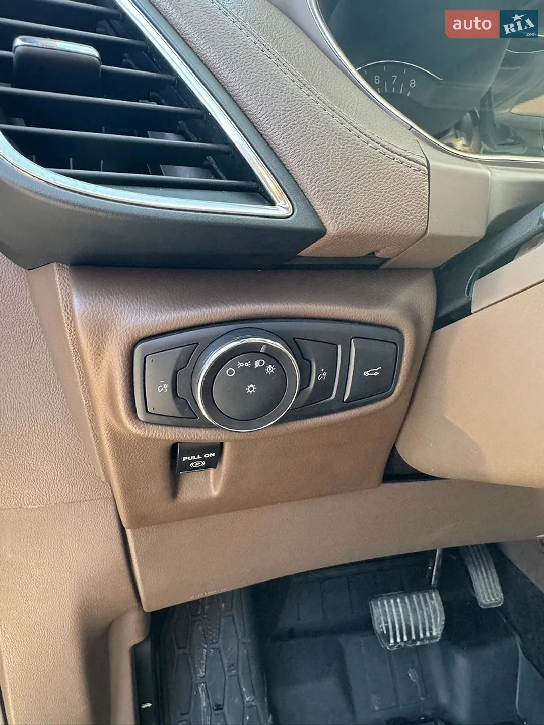 2016 Lincoln MKX - мініатюра 16