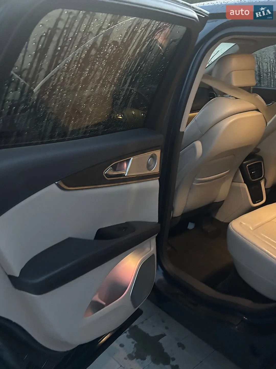2016 Lincoln MKX - мініатюра 18