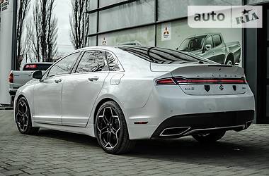 Седан Lincoln MKZ 2017 в Киеве