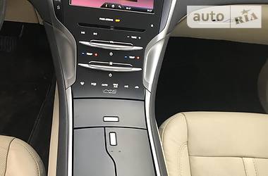 Седан Lincoln MKZ 2013 в 