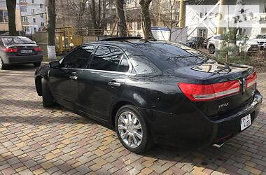 Седан Lincoln MKZ 2011 в 