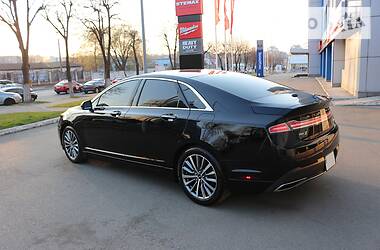 Седан Lincoln MKZ 2018 в Киеве