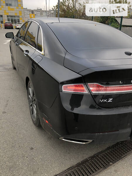 Седан Lincoln MKZ 2015 в Львове