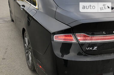Седан Lincoln MKZ 2015 в 