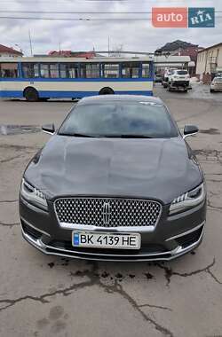 Седан Lincoln MKZ 2017 в 