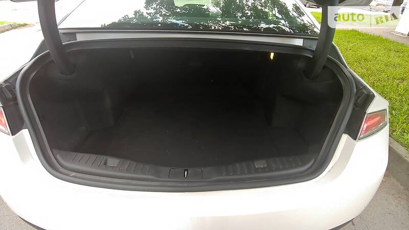 Седан Lincoln MKZ 2017 в Львові фото 6 Седан Lincoln MKZ 2017 в Львові