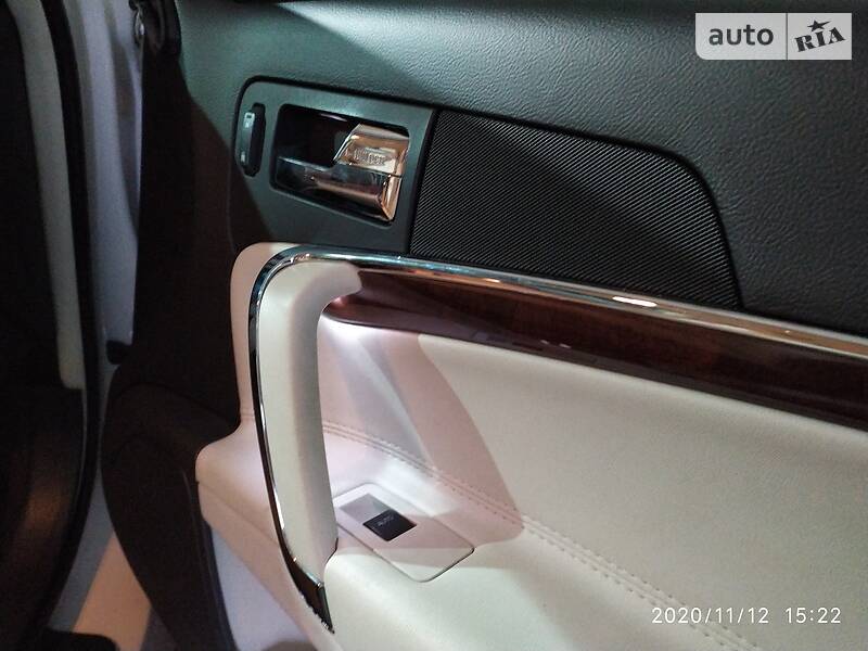 Седан Lincoln MKZ 2011 в Киеве