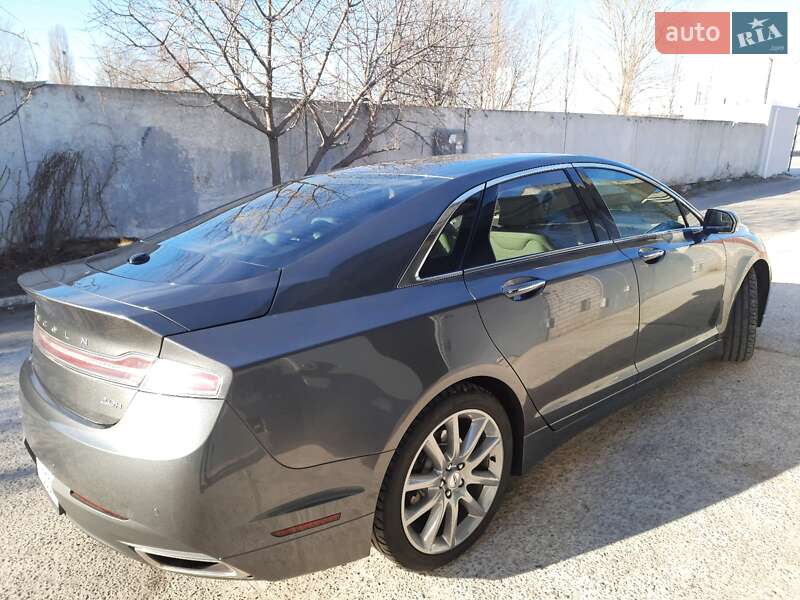 Седан Lincoln MKZ 2015 в Кременчуге