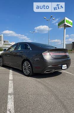 Седан Lincoln MKZ 2018 в Києві