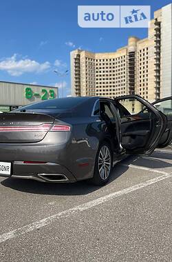 Седан Lincoln MKZ 2018 в Києві